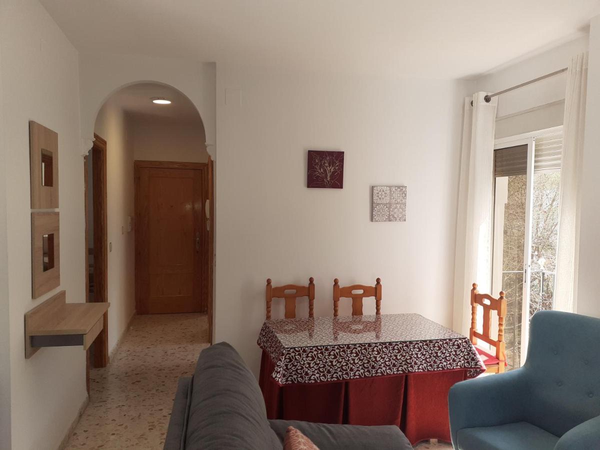 Apartamentos Пинос Хенил Екстериор снимка