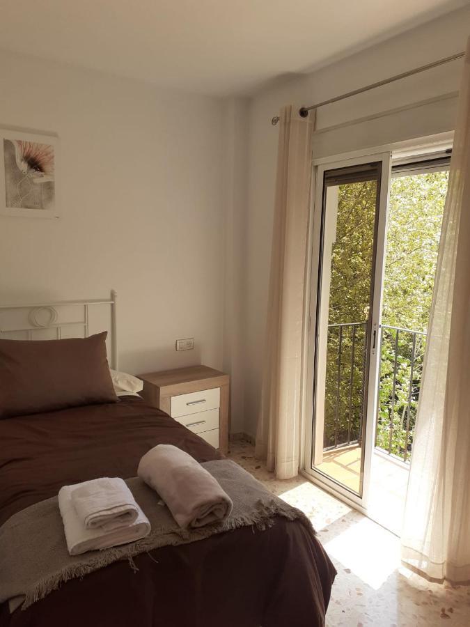 Apartamentos Пинос Хенил Екстериор снимка